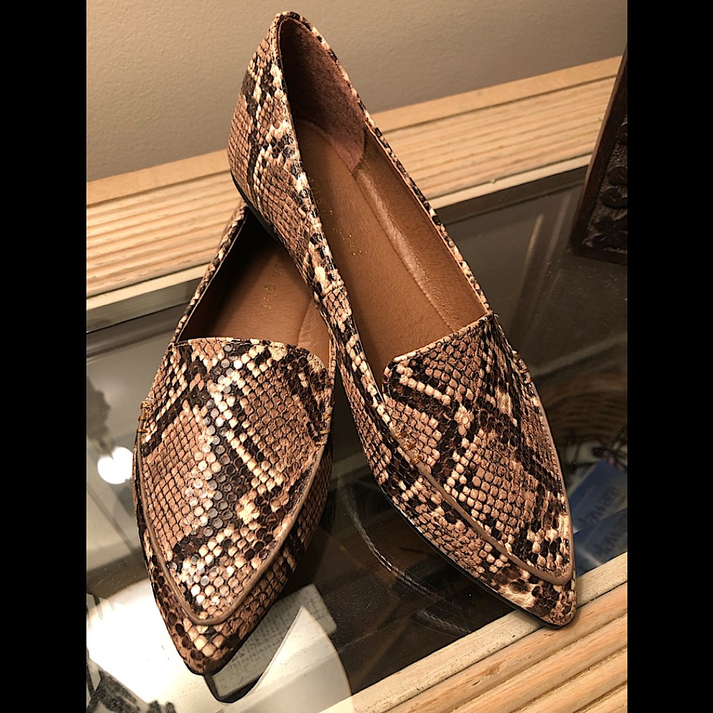 Madden Girl Henie Snakeskin flats